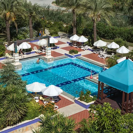 Xanthe & Resort